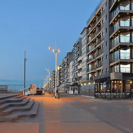 In Near The Beach, Cleaning Included Διαμέρισμα Koksijde