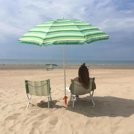 In Near The Beach, Cleaning Included * Koksijde
